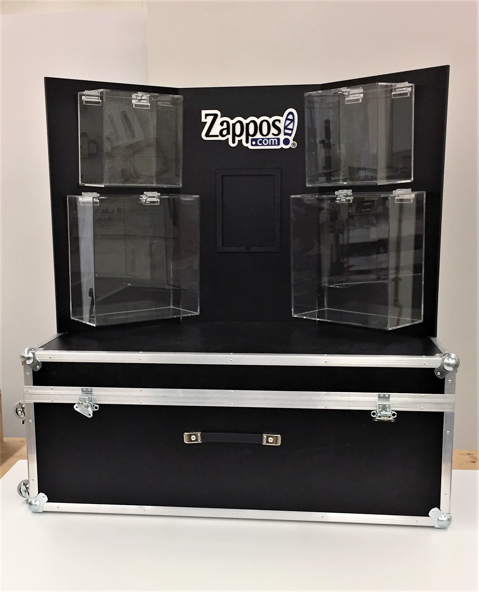 Zappos Display & Travel Case - showcase position